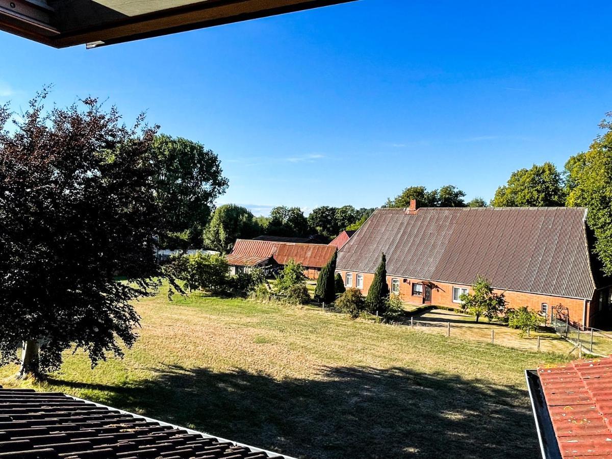Op'N Doerp Apartments Barsbek Kültér fotó